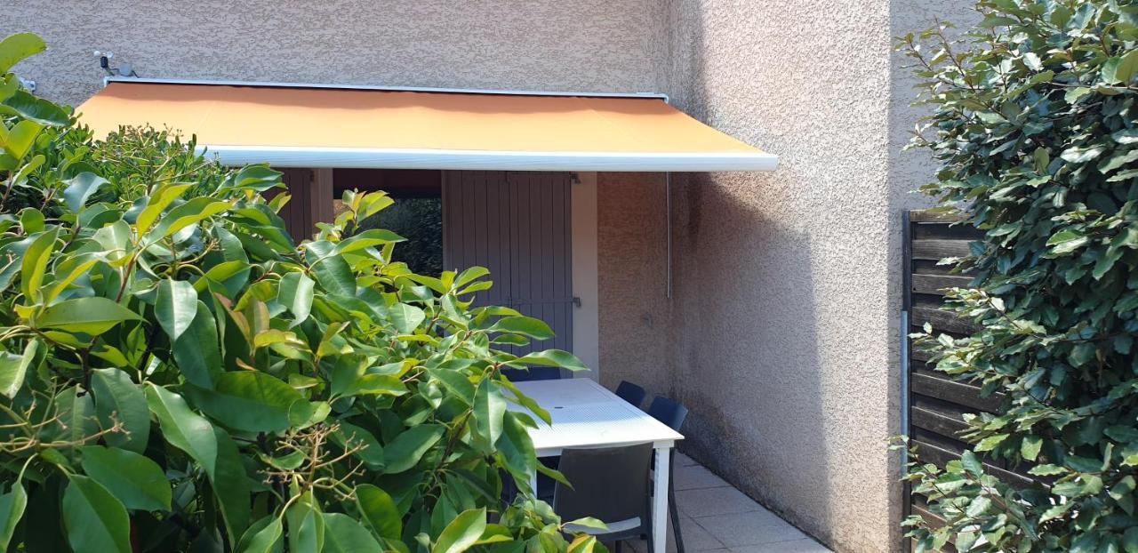 Maison Climatisee Avec Piscine Chauffee Calvisson Exterior photo